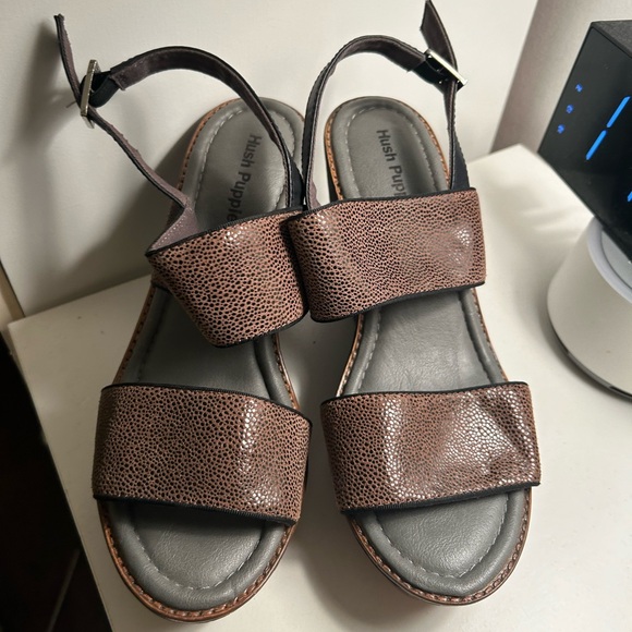 Hush puppies women’s wedge sandals - Picture 2 of 16